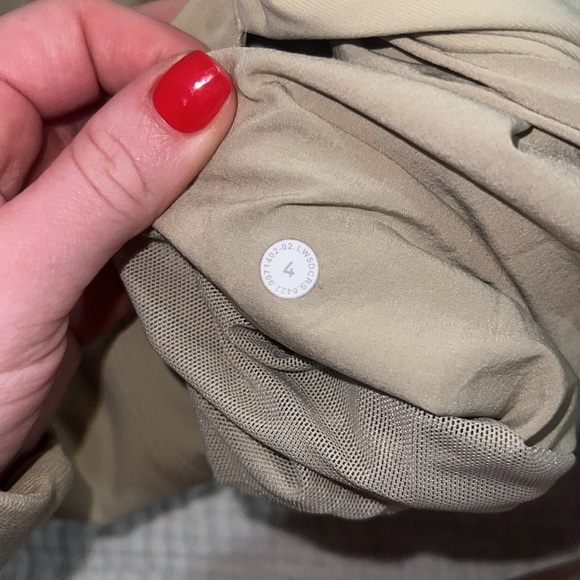 Lululemon Keep Moving Jogger - Picture 6 of 6